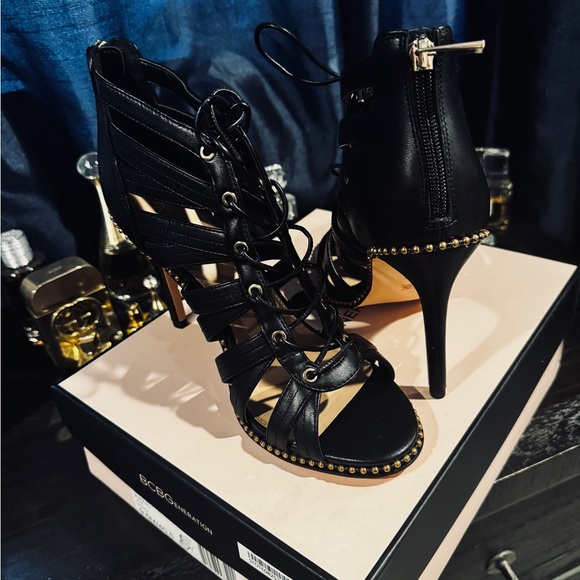 BCBGeneration Booties - Picture 4 of 6